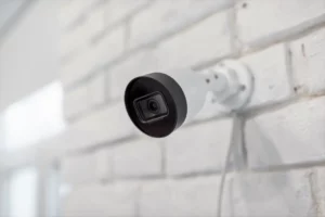 home security cameras are the solution.